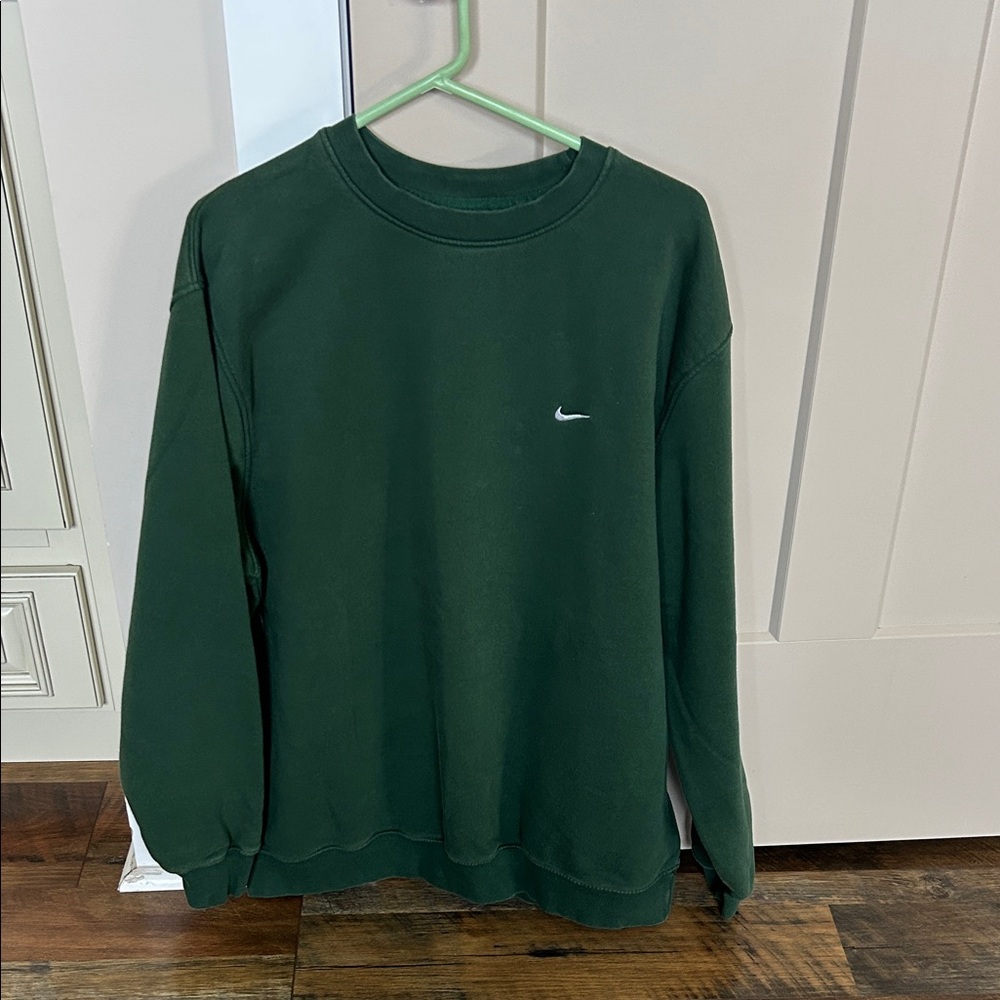 Nike Men's Dark Green Crewneck Sweater